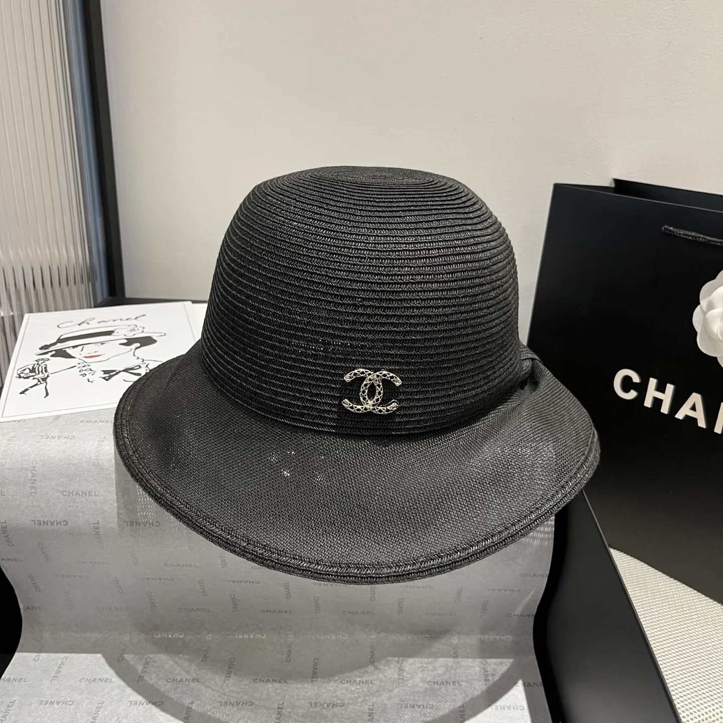 💰140¥ Chanel straw hat, advanced customization, head circumference 57cm.