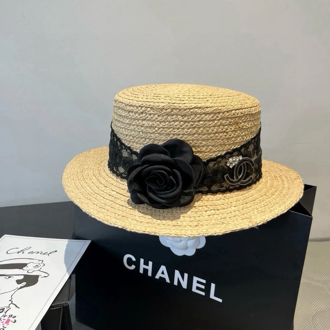 💰140¥ Chanel new sun hat, flat top hat, made of fine straw, head circumference 57cm