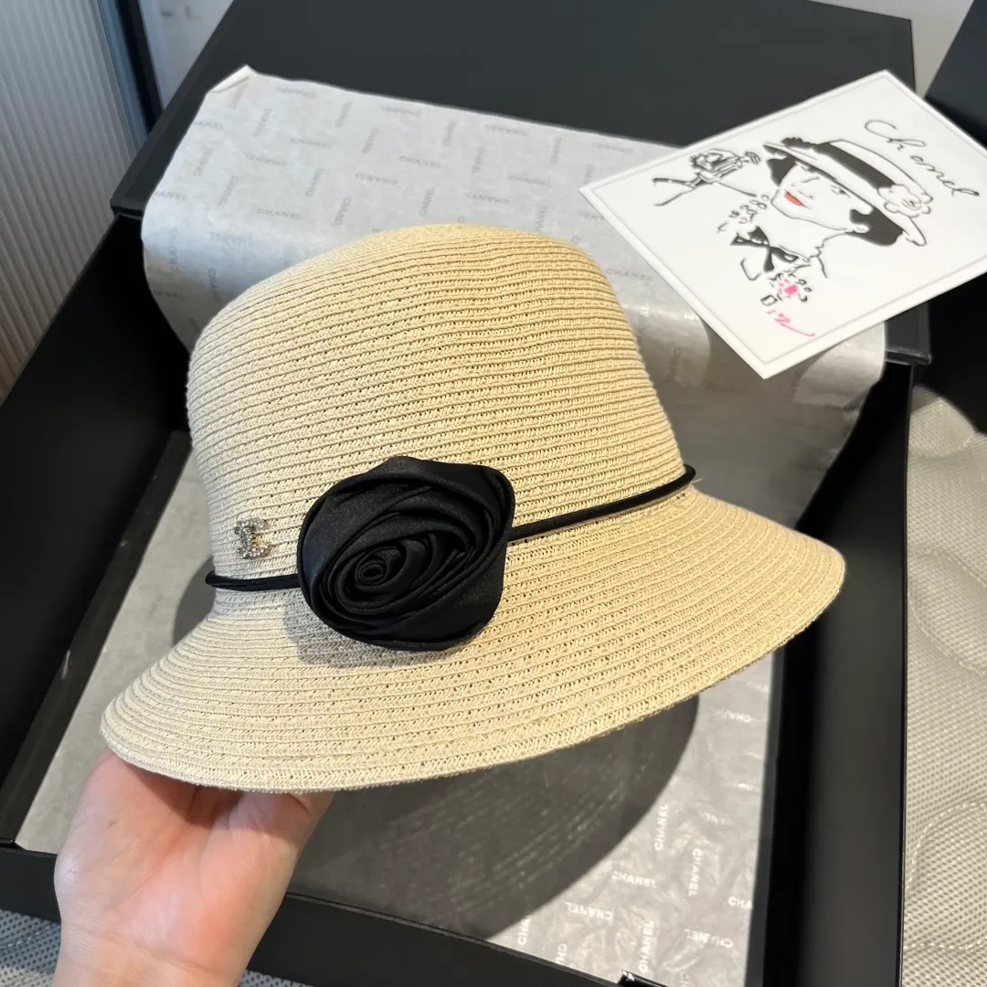 💰140¥ Chanel new top hat, original small basin hat, straw hat, head circumference 57cm