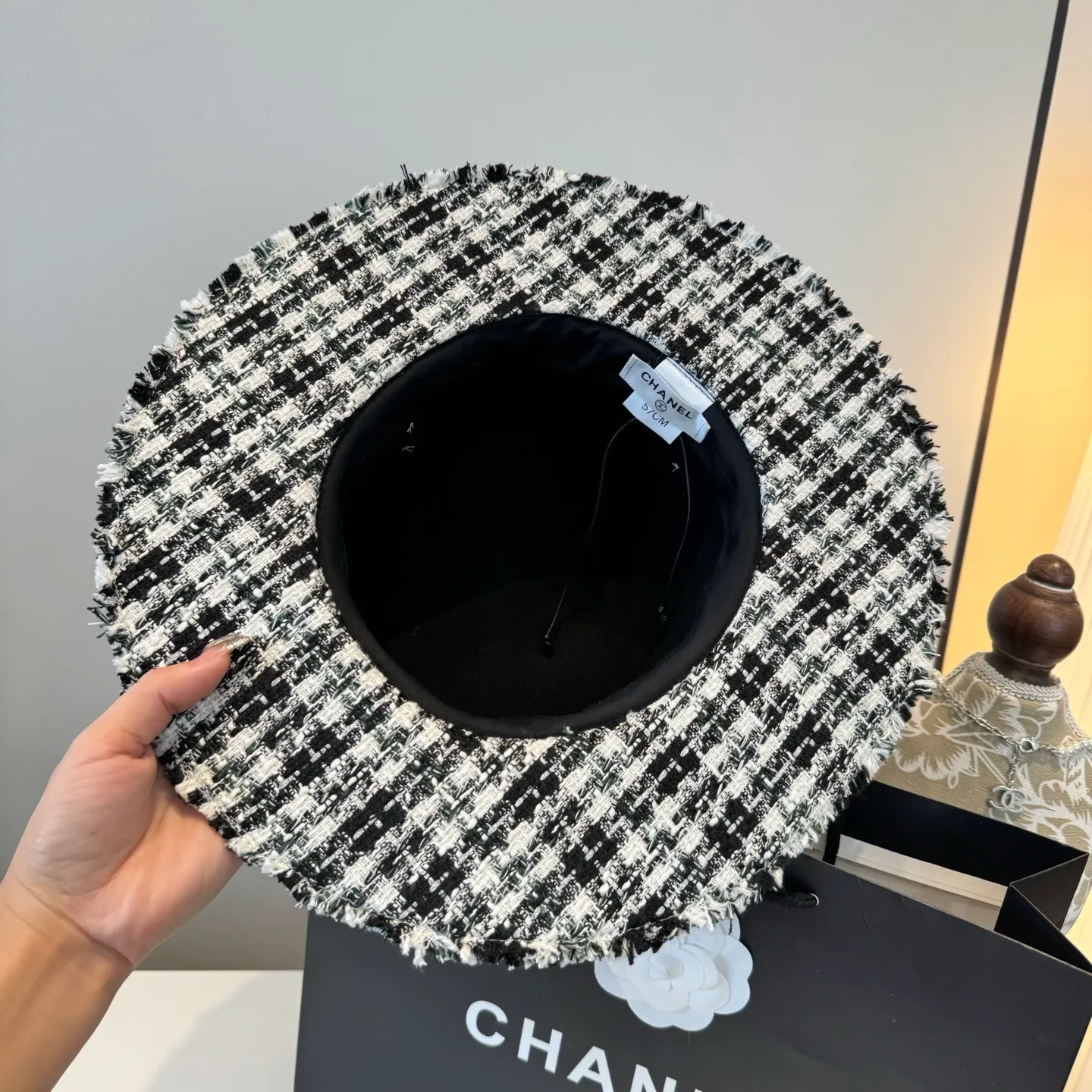 💰190¥ Chanel Chanel classic lady style flat top hat, head circumference 57cm