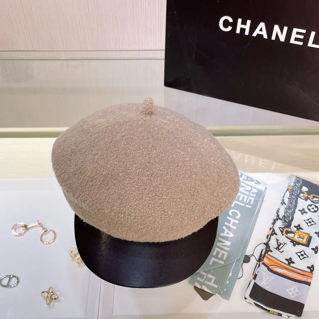 🉐60🔥 Chanel's new autumn and winter custom-made military cap, contrasting fabrics, niche yet high-end! The latest style of Xiaoxiangfeng, a must-have for celebrities