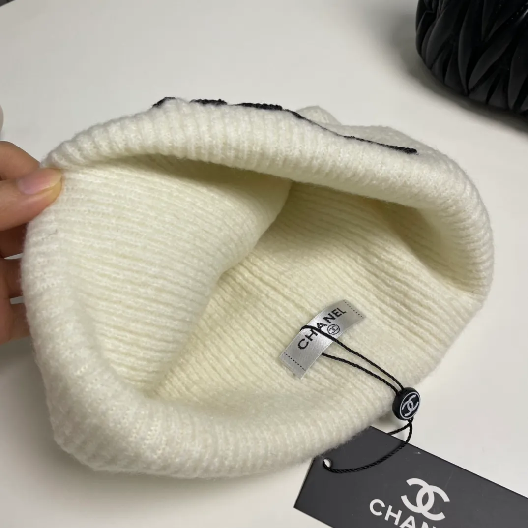 P66 comes with dust bag 🌺 [CHANEL] New wool knitted hat, Xiaohongshu, recommended by major Internet celebrities! Thicker and warmer, fashionable and popular🌸First-class texture, the best brand for keeping warm in autumn and winter, order now, limited quantity available