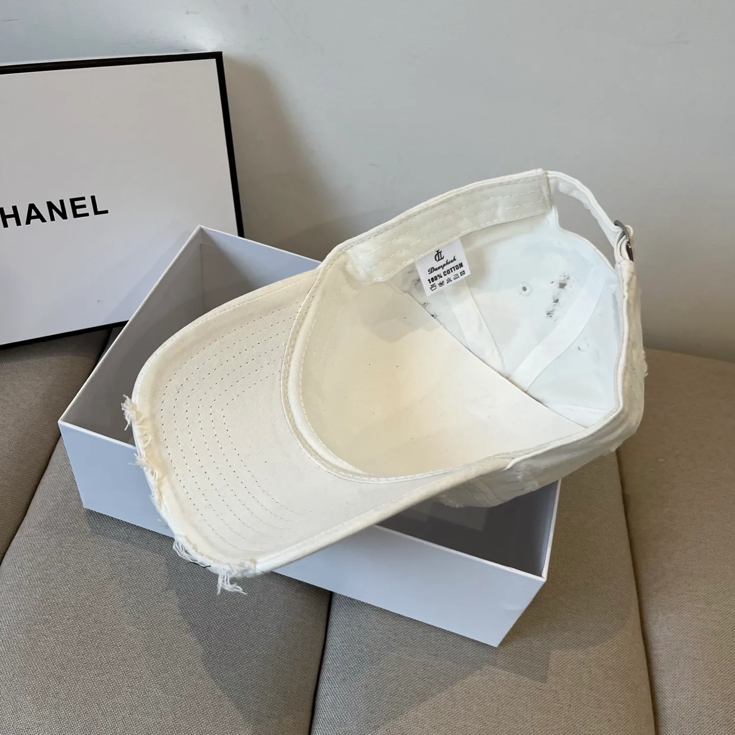 P60💰Chanel CHANEL new baseball cap, Xiaoxiang classic and simple, fashionable and casual design, popular new product