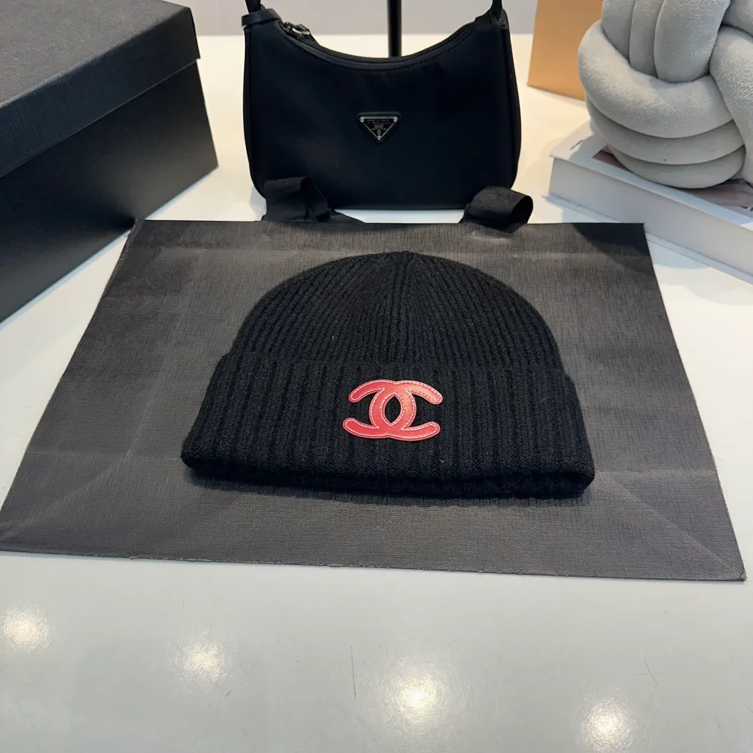 P60 Chanel Chanel new autumn and winter wool hat, wool fabric, complete internal label