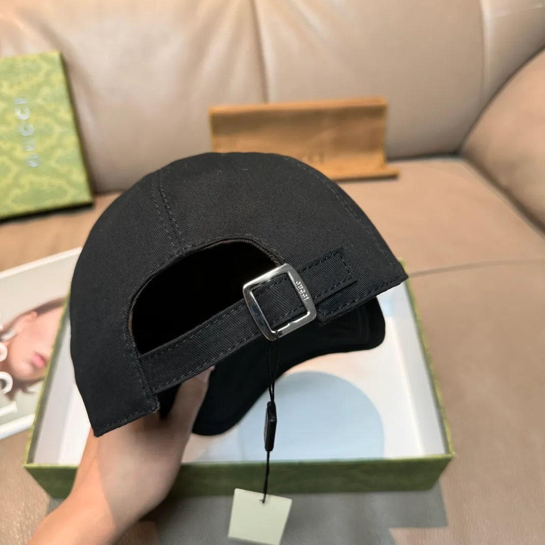P90, new original baseball cap from Chanel counter, 1:1 mold customization, three-dimensional embroidery, exquisite and flawless! 100% pure cotton fabric, original factory quality, exclusive physical photography.