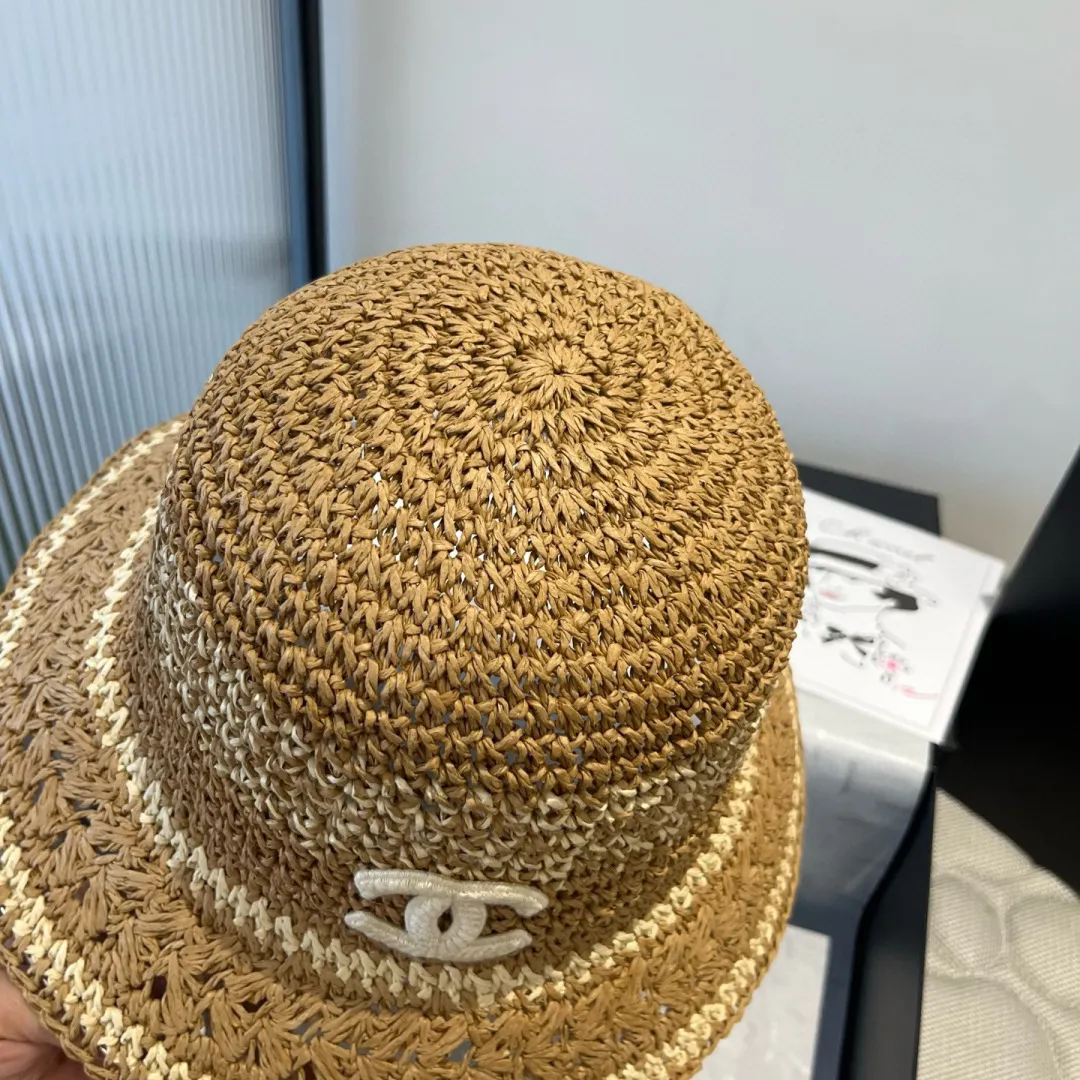 💰100¥ Chanel handhook straw hat, sunshade straw hat, foldable, head circumference 57cm