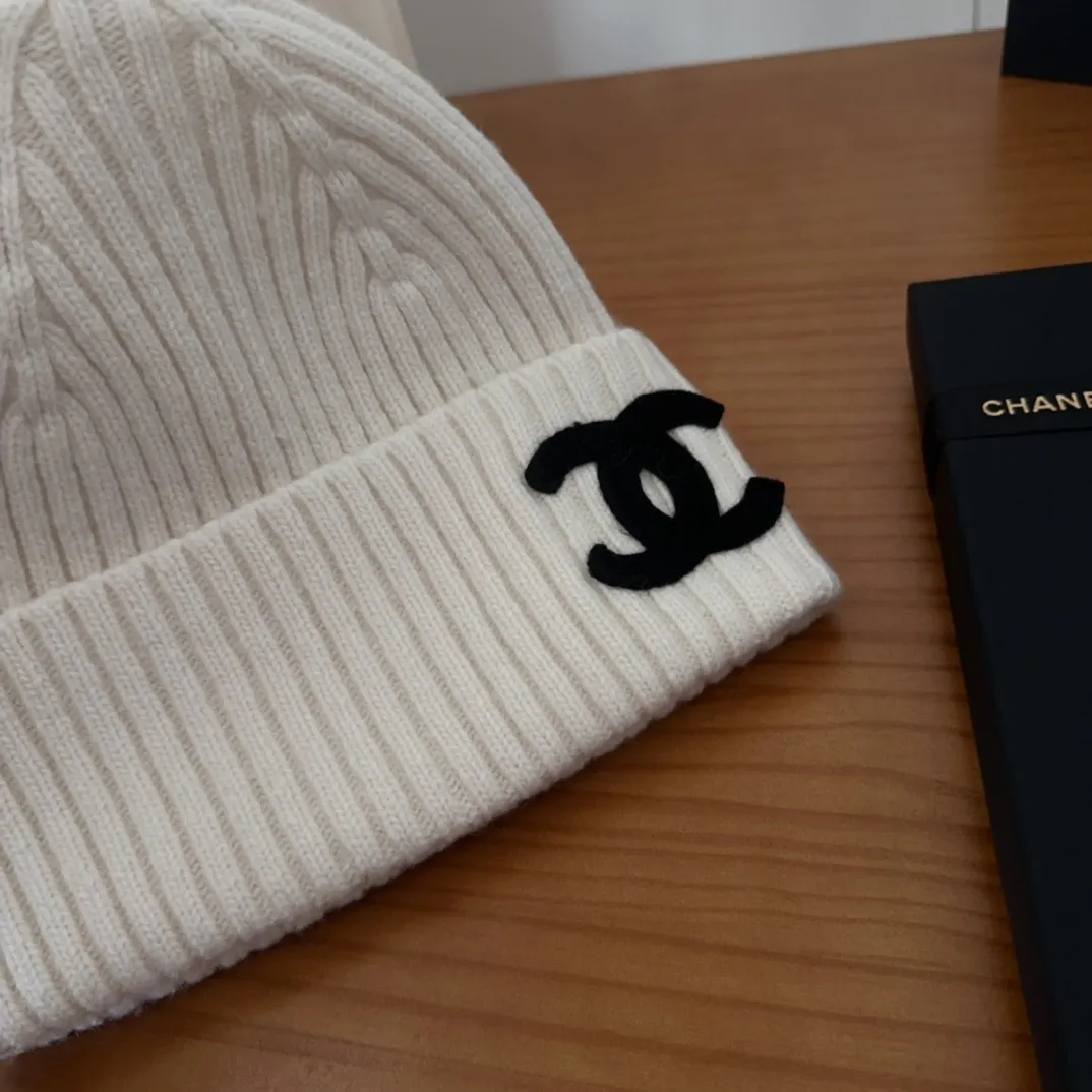 💰70 Chanel official website releases CHANEL small and popular knitted hat! Xiaohongshu’s new product is released, it’s so 🉑️, high-elastic fabric, classic colors, same style for men and women.