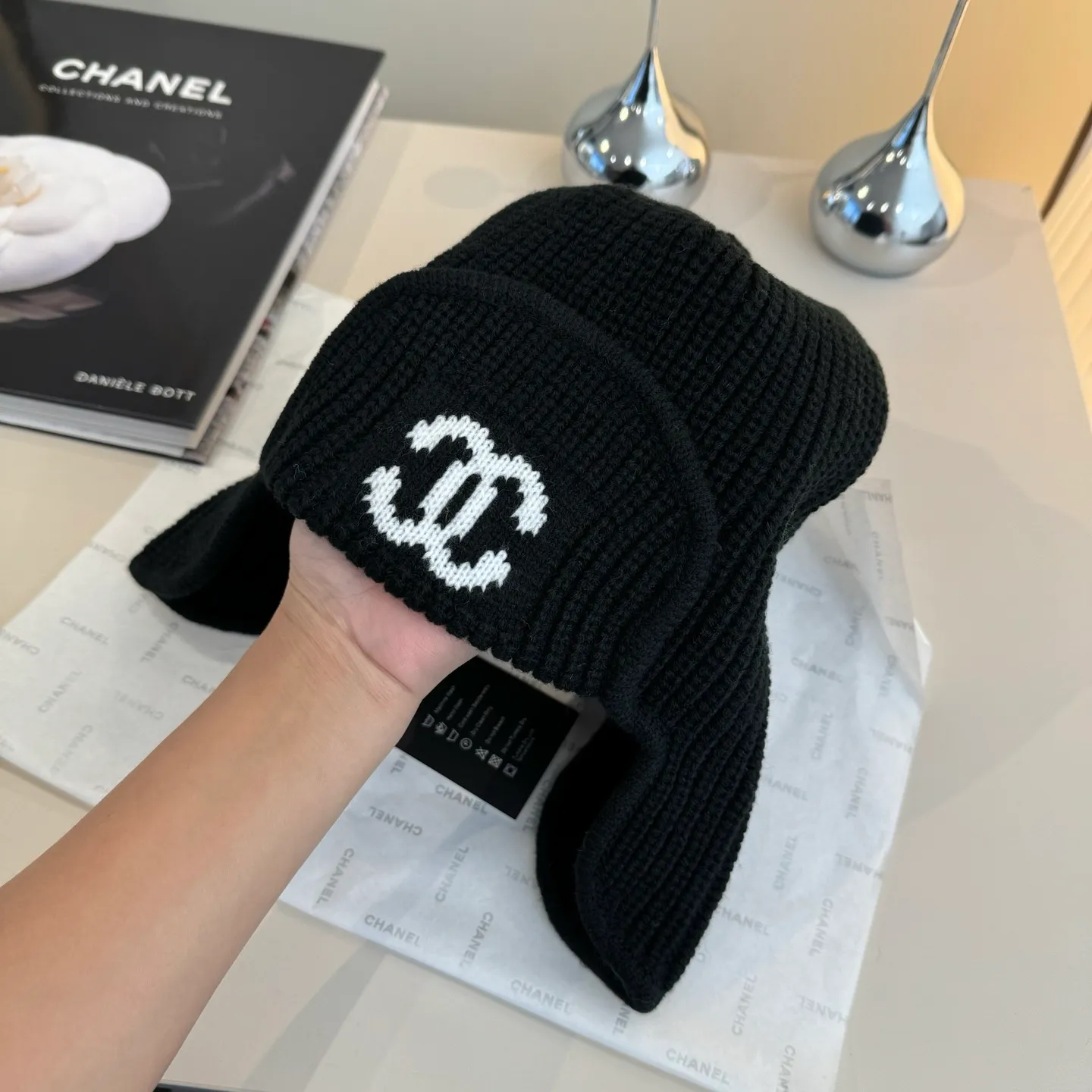 💰70¥ Chanel knitted beanie, ear protection hat