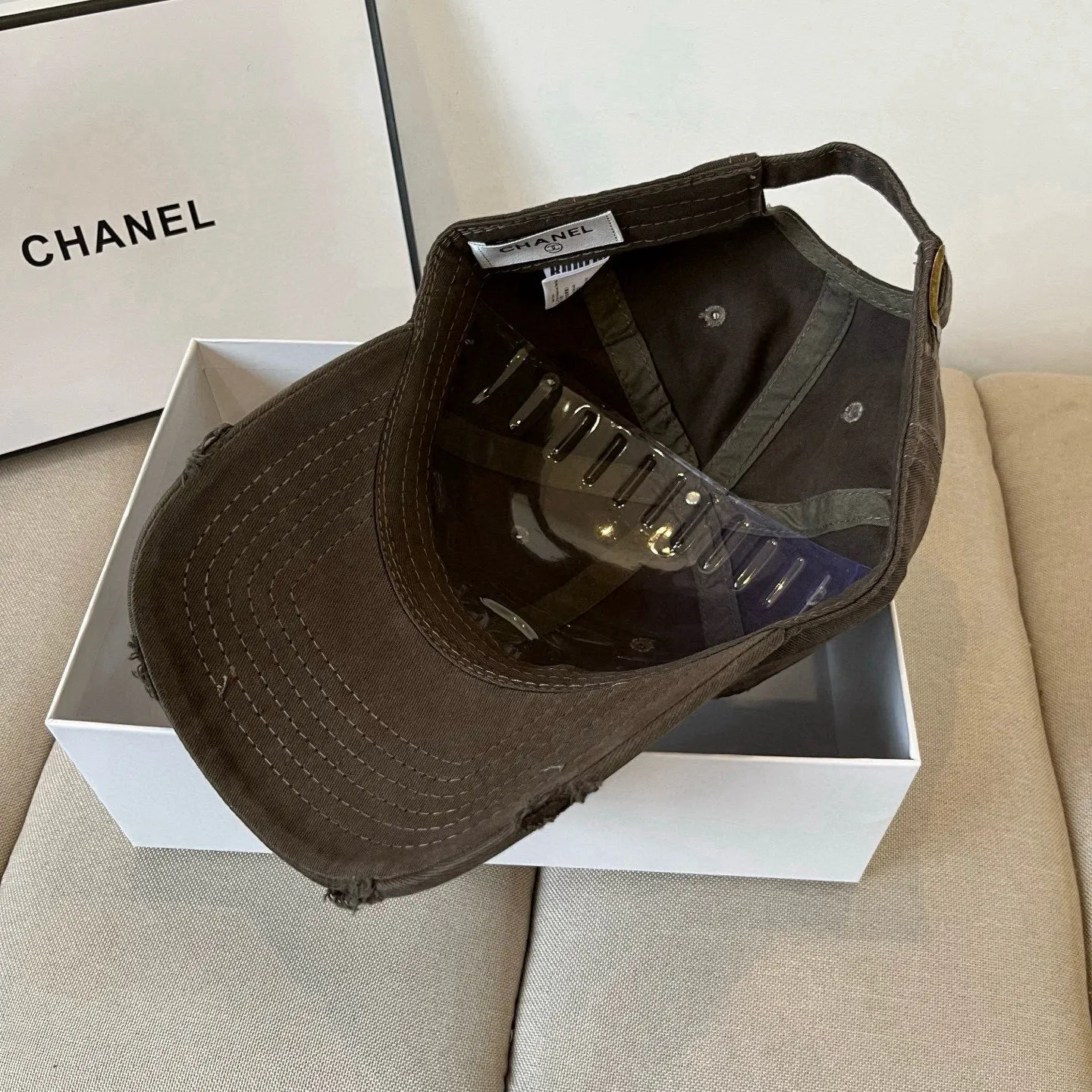 P60 CHANEL new baseball cap, Xiaoxiang classic and simple, fashionable and casual design, popular new product