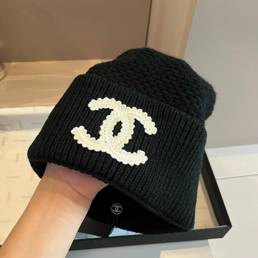 💰90¥ Chanel Chanel knitted beanie official model