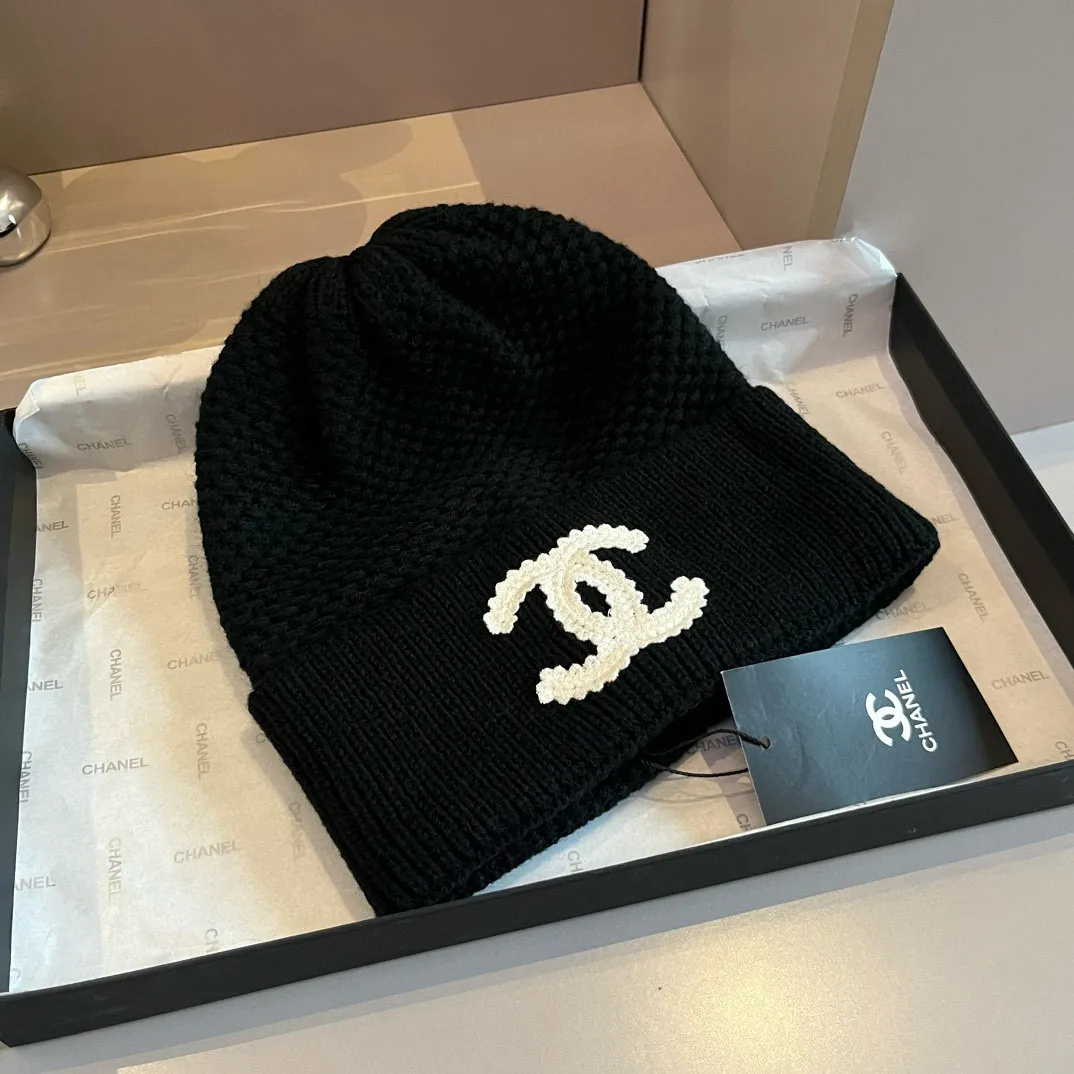 💰90¥ Chanel Chanel knitted beanie official model
