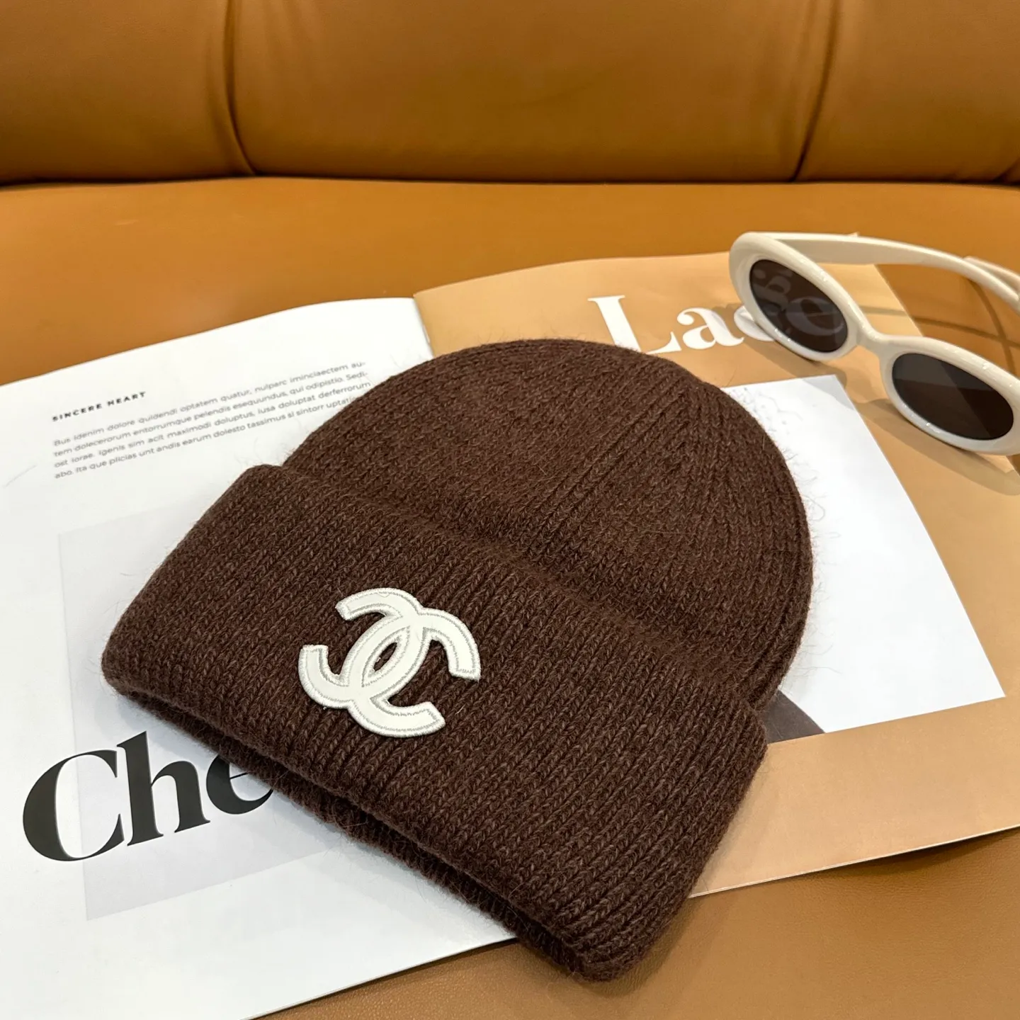 P60 CHANEL small and popular knitted hat! Xiaohongshu’s new product is released, it’s so 🉑️, high-elastic fabric, classic colors, same style for men and women.