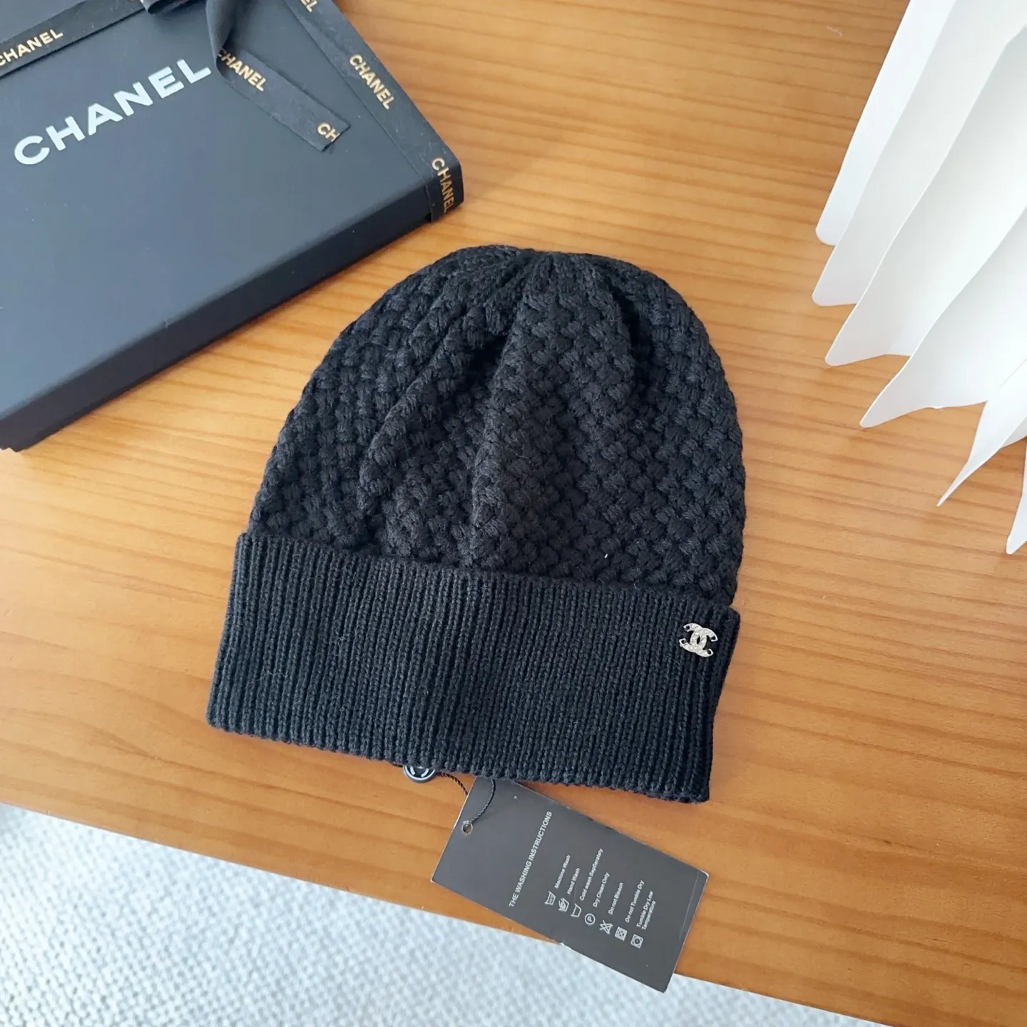 💰64 Chanel official website releases CHANEL small and popular knitted hat! Xiaohongshu’s new product is released, it’s so 🉑️, high-elastic fabric, classic colors, same style for men and women.