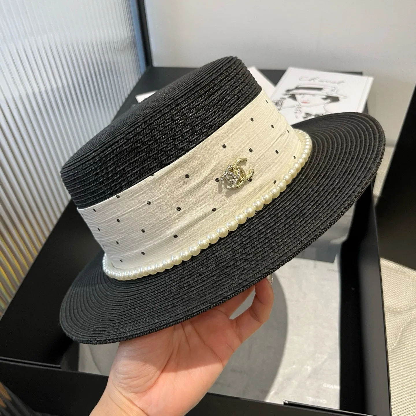 💰160¥ Chanel new flat top hat, Taiwan PP straw, head circumference 57cm