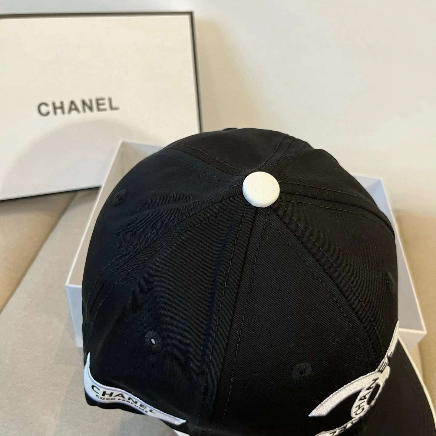 P60 CHANEL new baseball cap, Xiaoxiang classic and simple, fashionable and casual design, popular new product