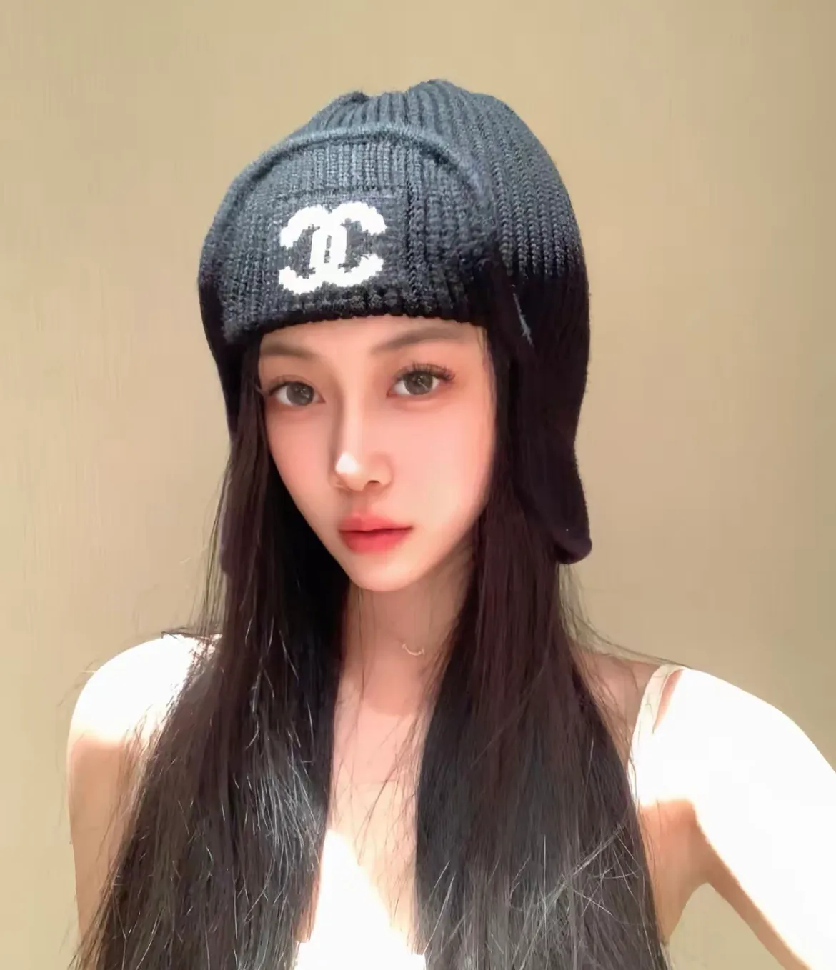 💰100¥ Chanel knitted beanie, ear protection hat