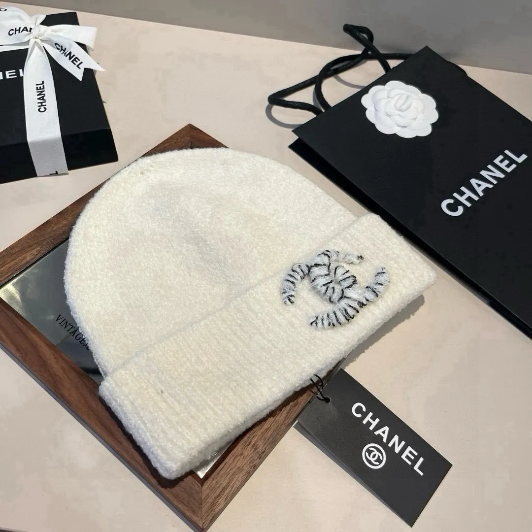 💰64¥ Chanel knitted beanie