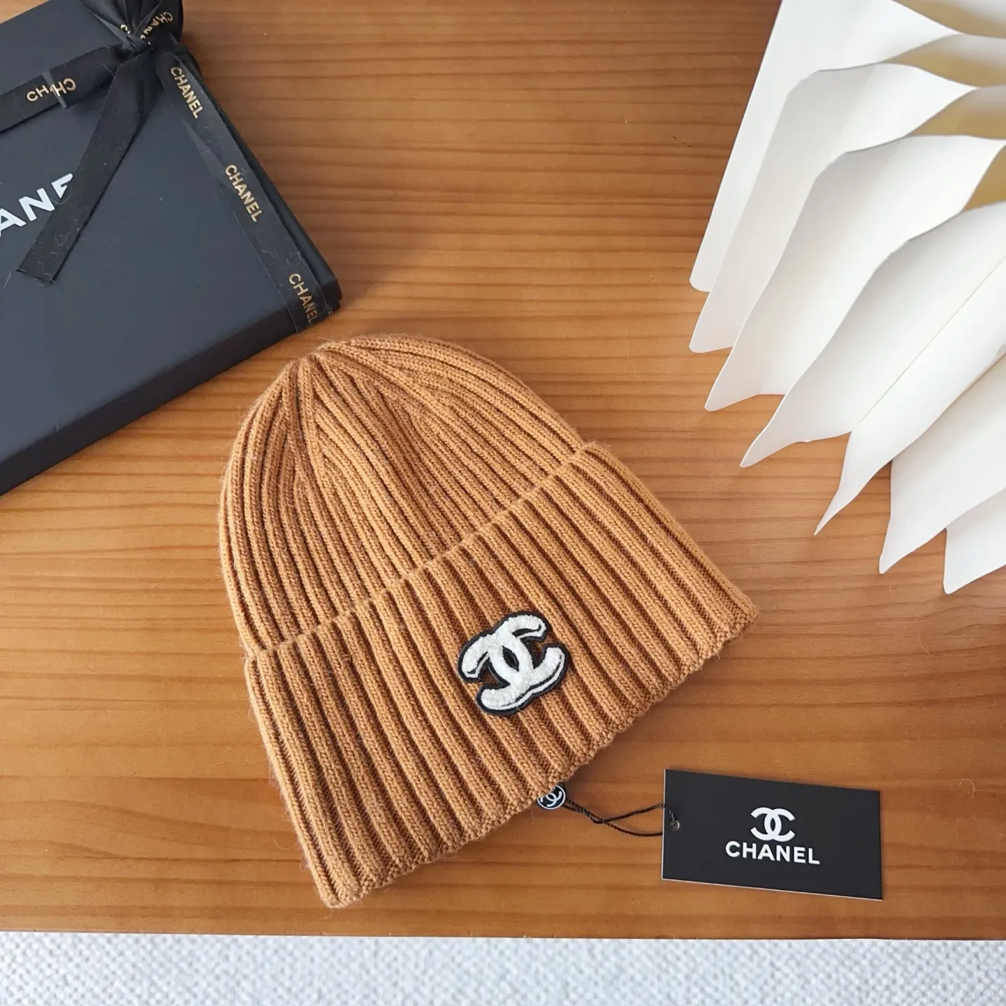 💰70 Chanel official website releases CHANEL small and popular knitted hat! Xiaohongshu’s new product is released, it’s so 🉑️, high-elastic fabric, classic colors, same style for men and women.