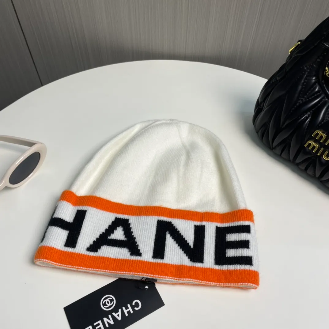 P60 comes with dust bag 🌺 [CHANEL] New wool knitted hat, Xiaohongshu, recommended by major Internet celebrities! Thicker and warmer, fashionable and popular🌸First-class texture, the best brand for keeping warm in autumn and winter, order now, limited quantity available
