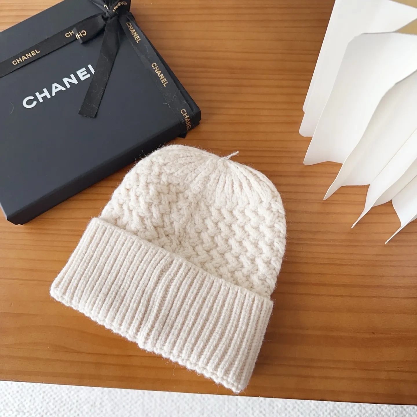 💰54 Chanel official website releases CHANEL small and popular knitted hat! Xiaohongshu’s new product is released, it’s so 🉑️, high-elastic fabric, classic colors, same style for men and women.