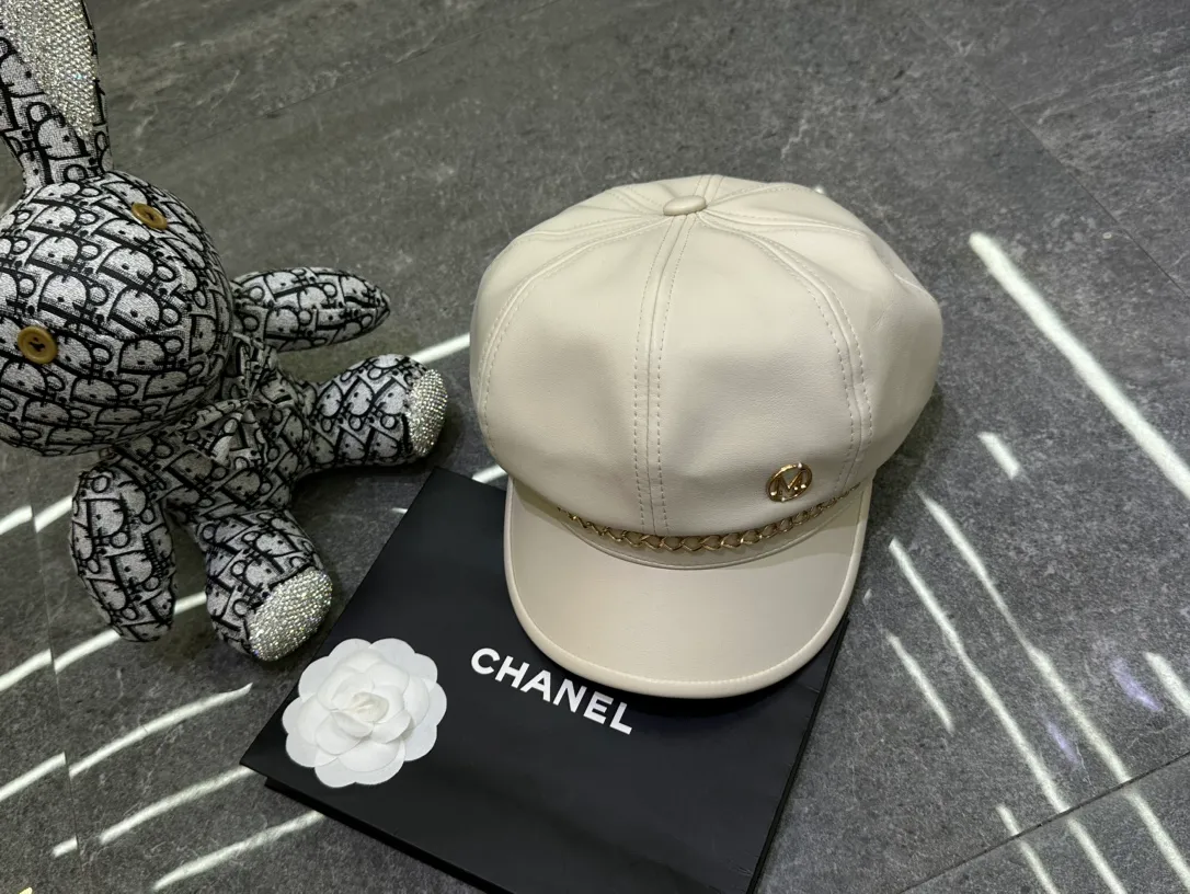 Cabbage price, inquiry with pictures!  Chanel's popular chain ⛓️M octagonal hat🧢🧢A must-have item for autumn and winter new products