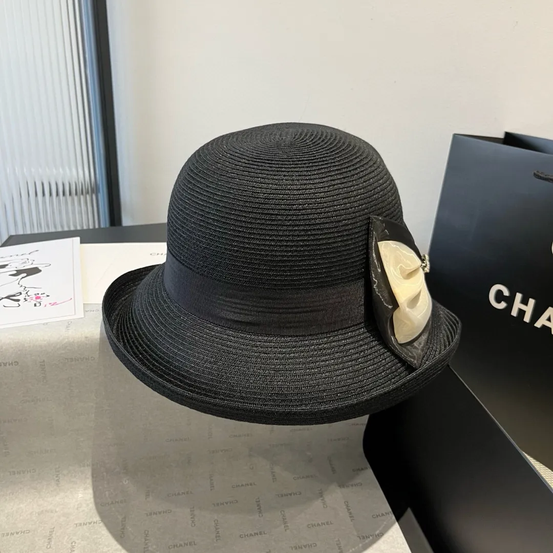 💰160¥ Chanel curled straw hat, head circumference 57cm