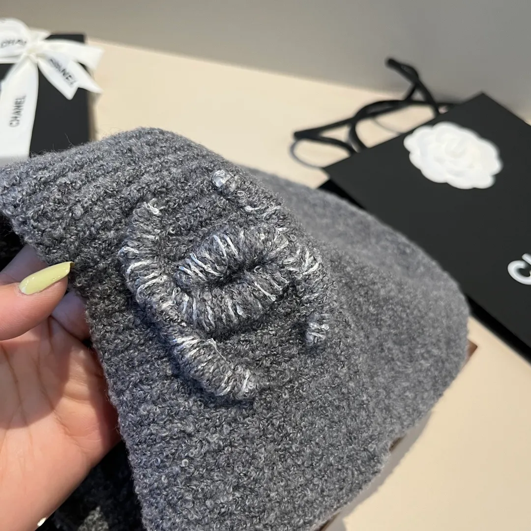 💰90¥ Chanel knitted beanie