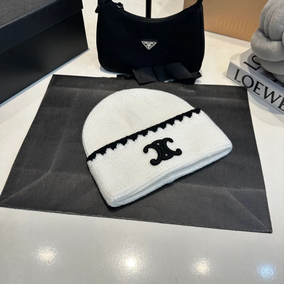 P50 Cha.nel Chanel knitted beanie