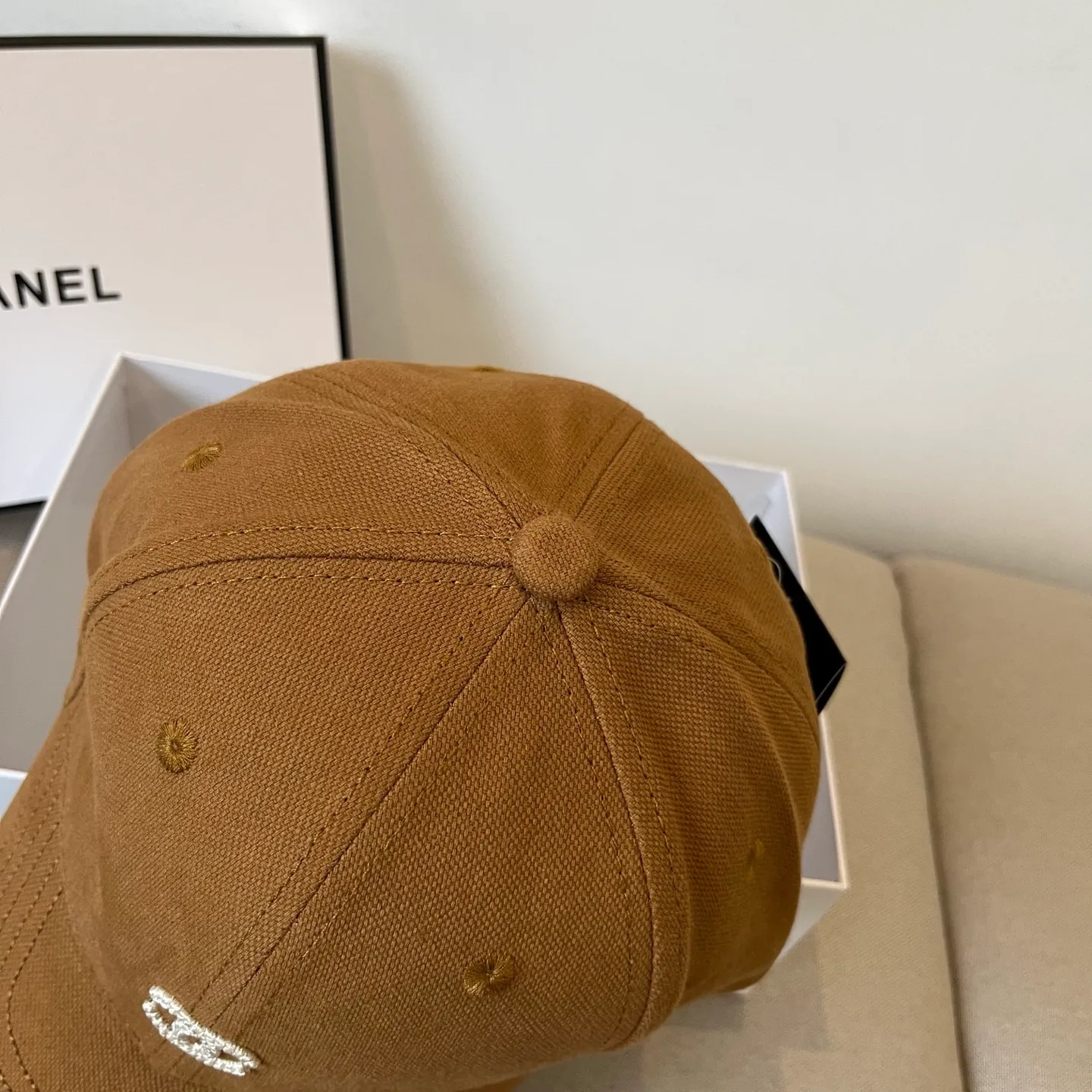 P50💰Chanel CHANEL new baseball cap, Xiaoxiang classic and simple, fashionable and casual design, popular new product