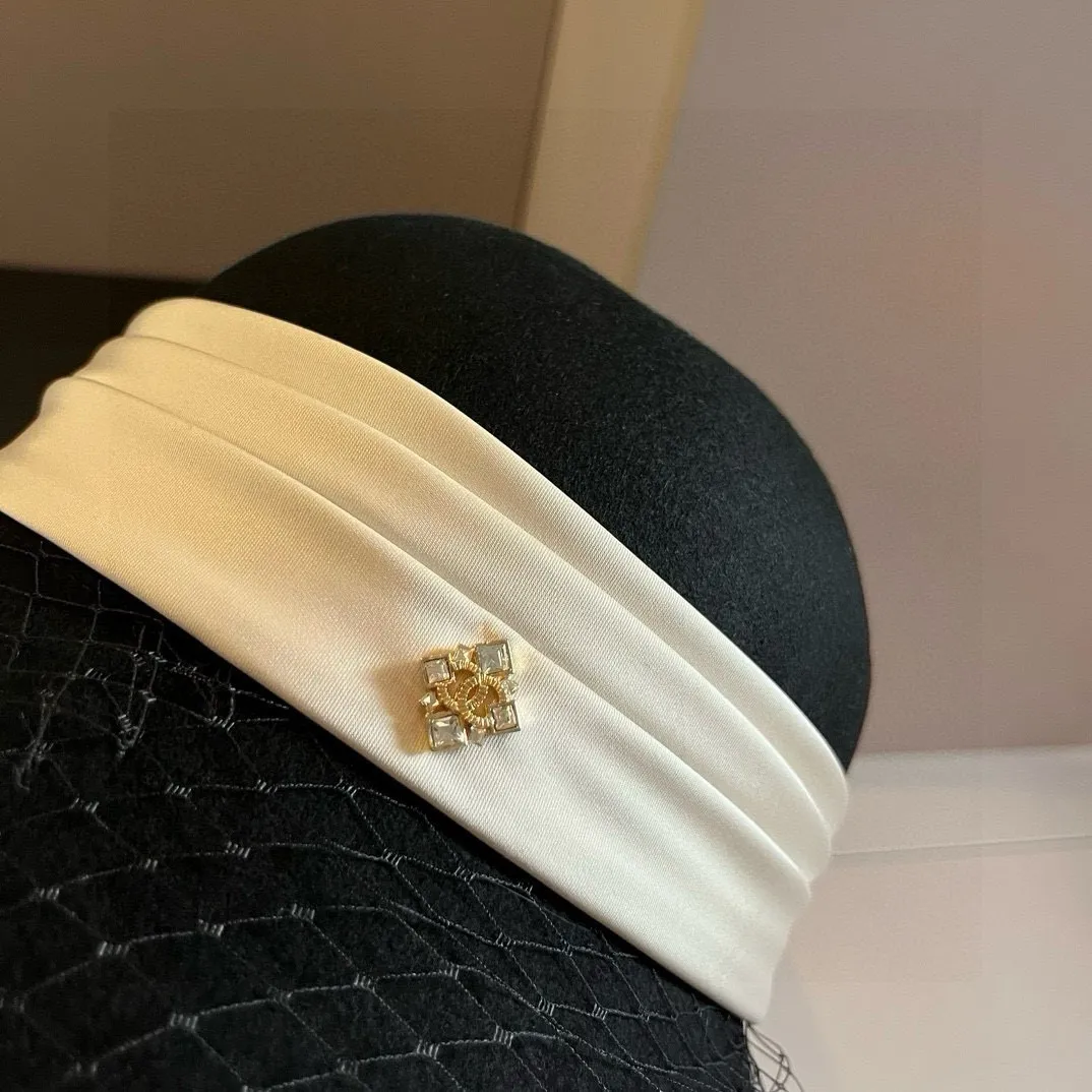 💰200¥ Chanel Chanel wool basin hat, mesh basin hat, 100% wool 🦙Fabric% Head circumference 57cm