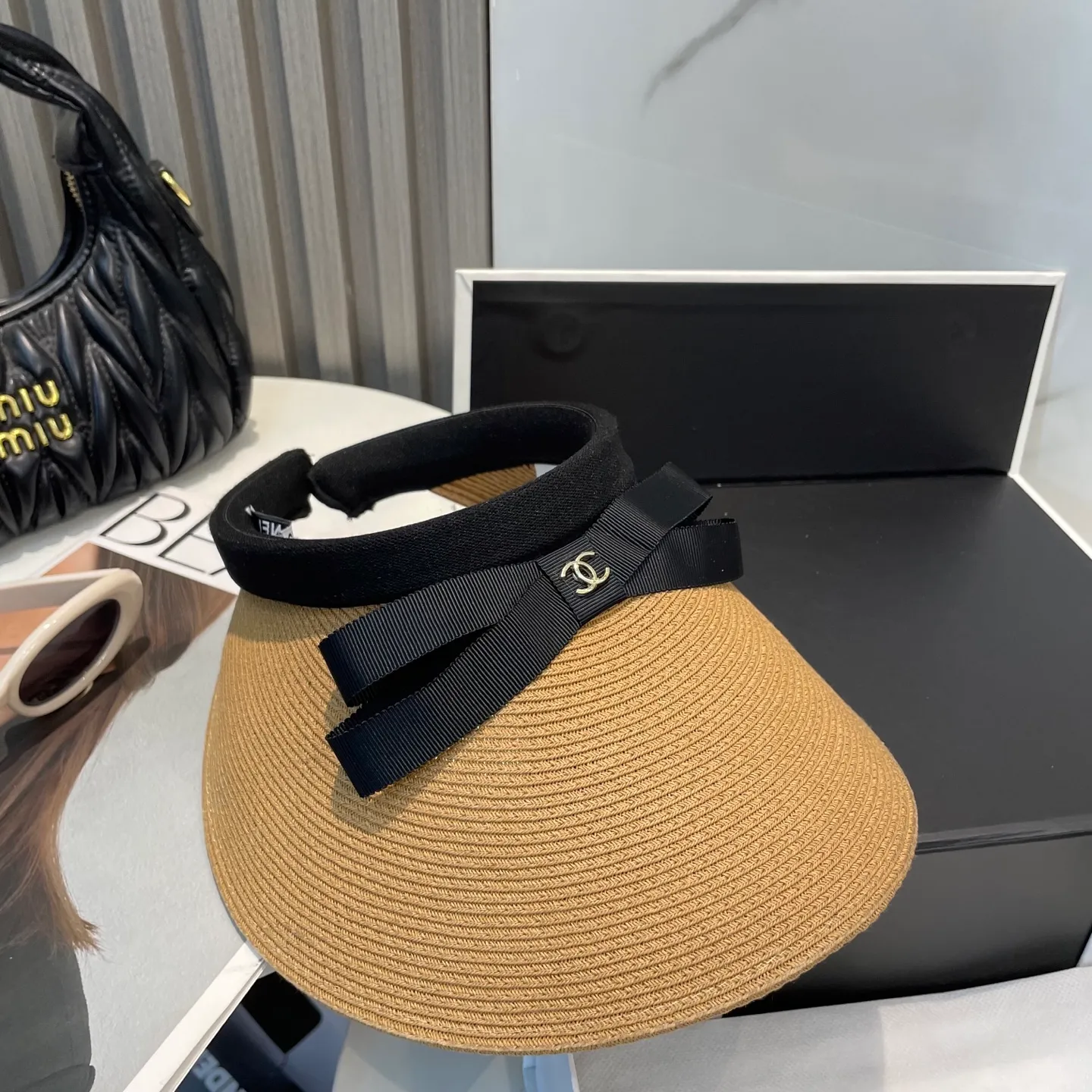 P80 Chanel empty top hat, high-end customization, celebrity style, attention to detail, sun protection and UV protection in summer, a must-have for travel, versatile and good-looking