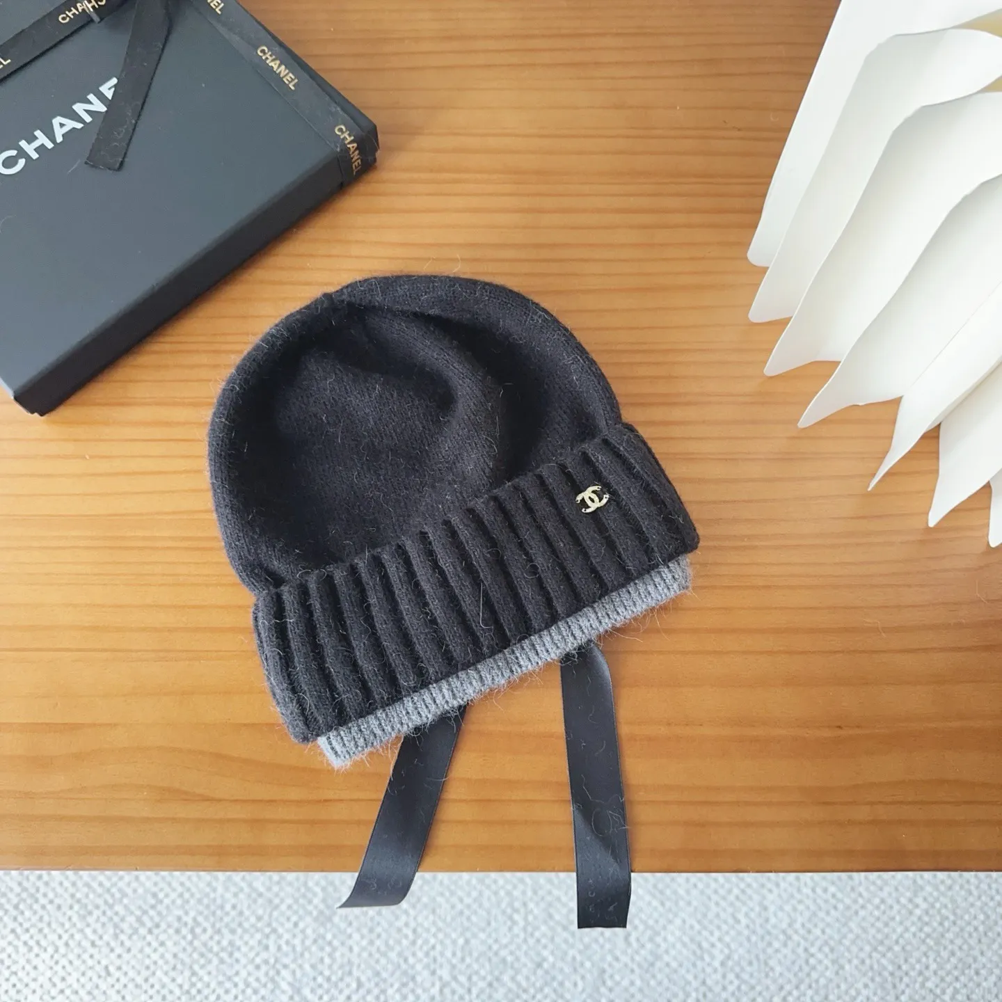 💰80 Chanel official website releases CHANEL small and popular knitted hat! Xiaohongshu’s new product is released, it’s so 🉑️, high-elastic fabric, classic colors, same style for men and women.