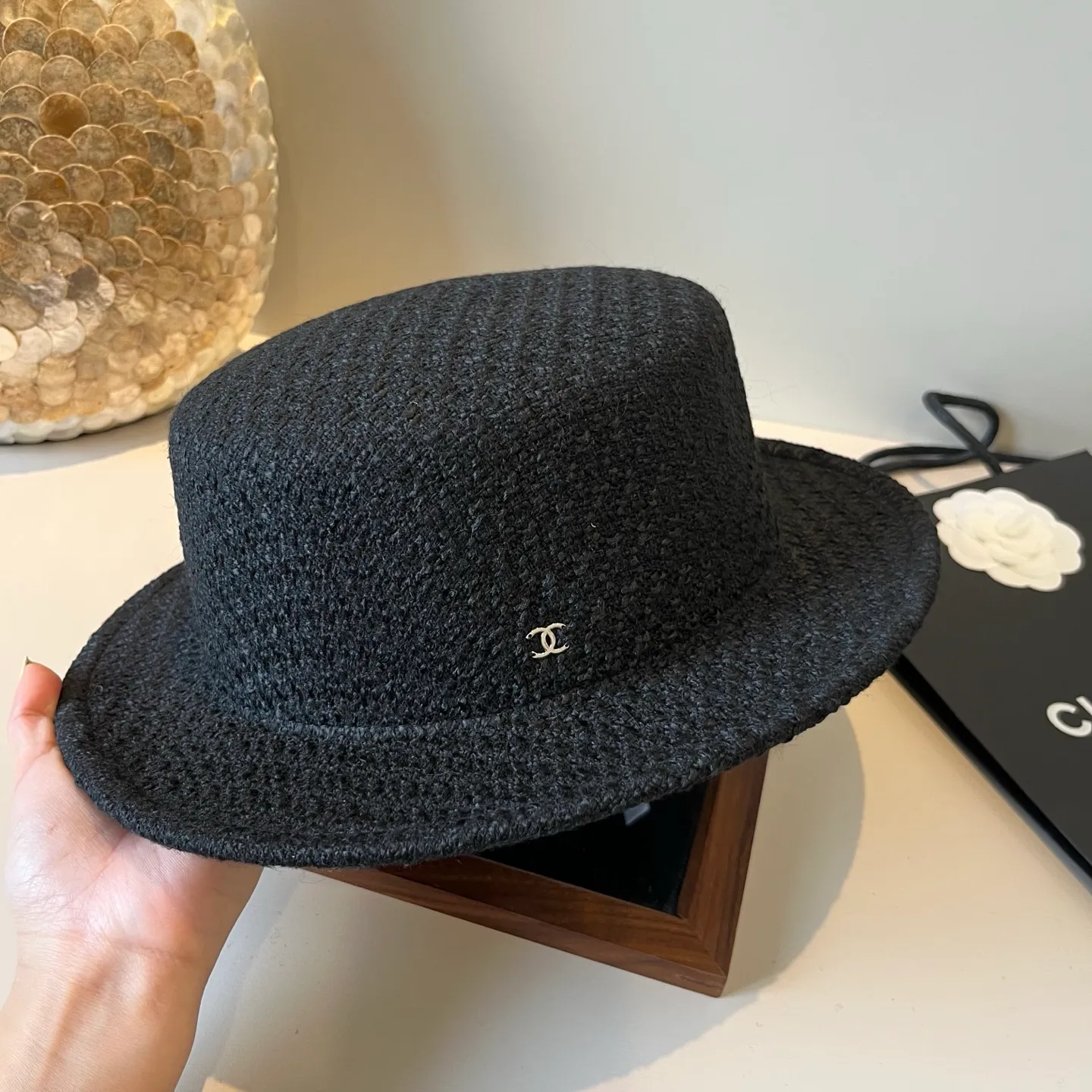 💰180¥ Chanel Chanel classic lady style flat top hat, head circumference 57cm
