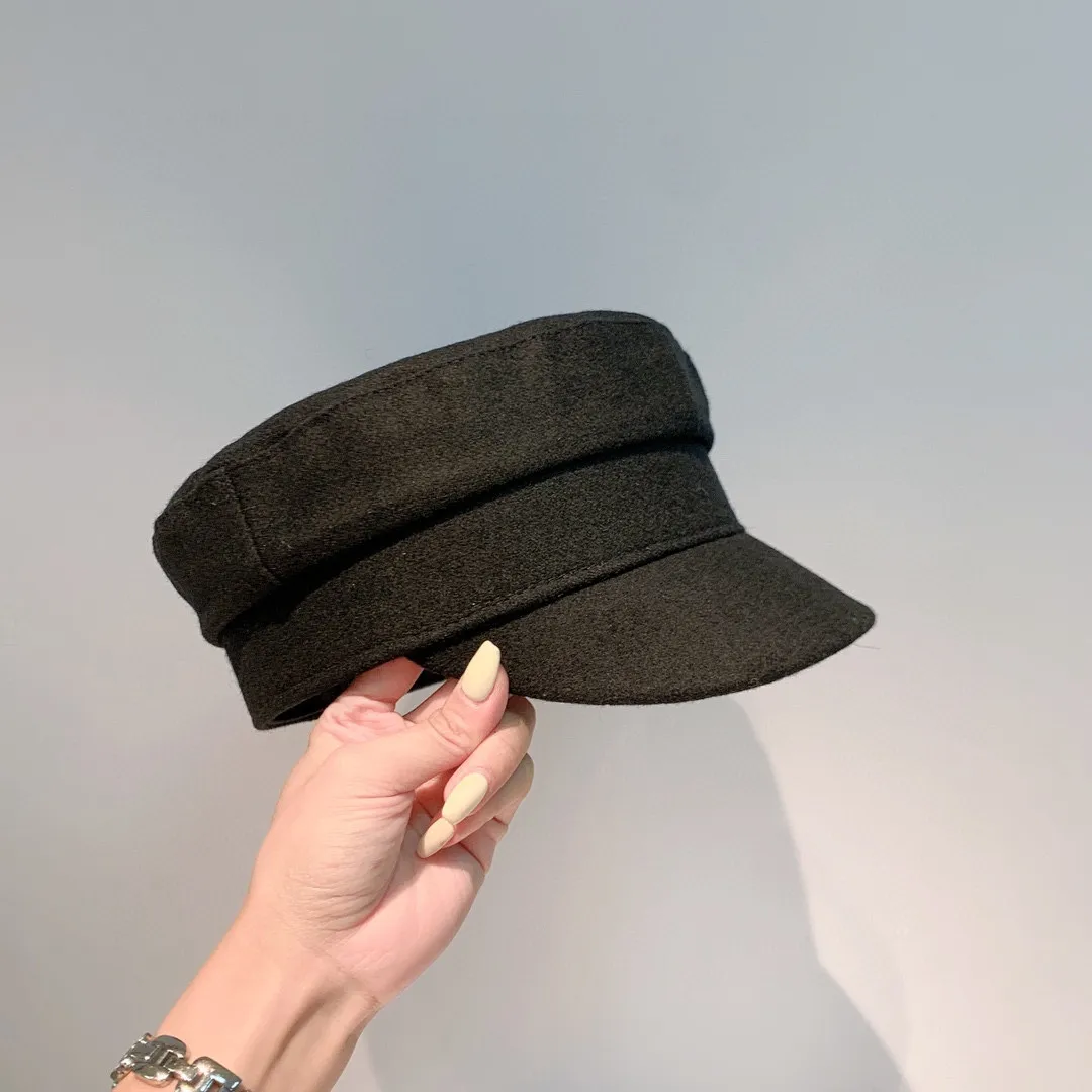 P96 Chanel wool military cap, 2021 new counter model, wool duck tongue military cap, versatile in autumn and winter, head circumference 57c