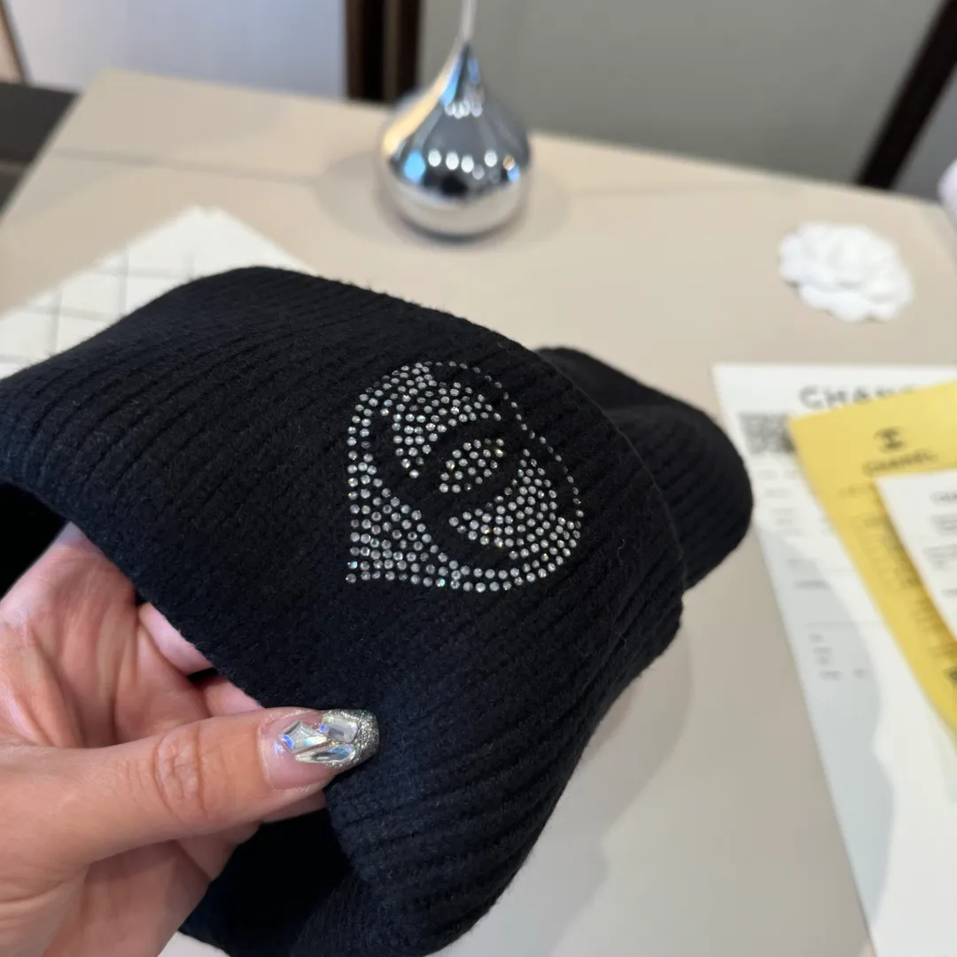 💰70¥ Chanel knitted beanie