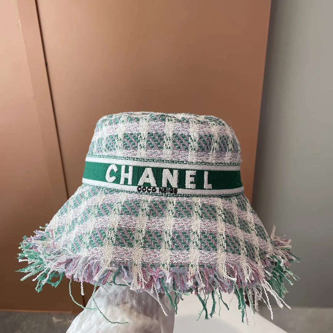 P70 [CHANEL Chanel] 2022 autumn and winter new diamond-shaped small fragrant fisherman hat, the famous brand style is super easy to match, hurry up and get it!