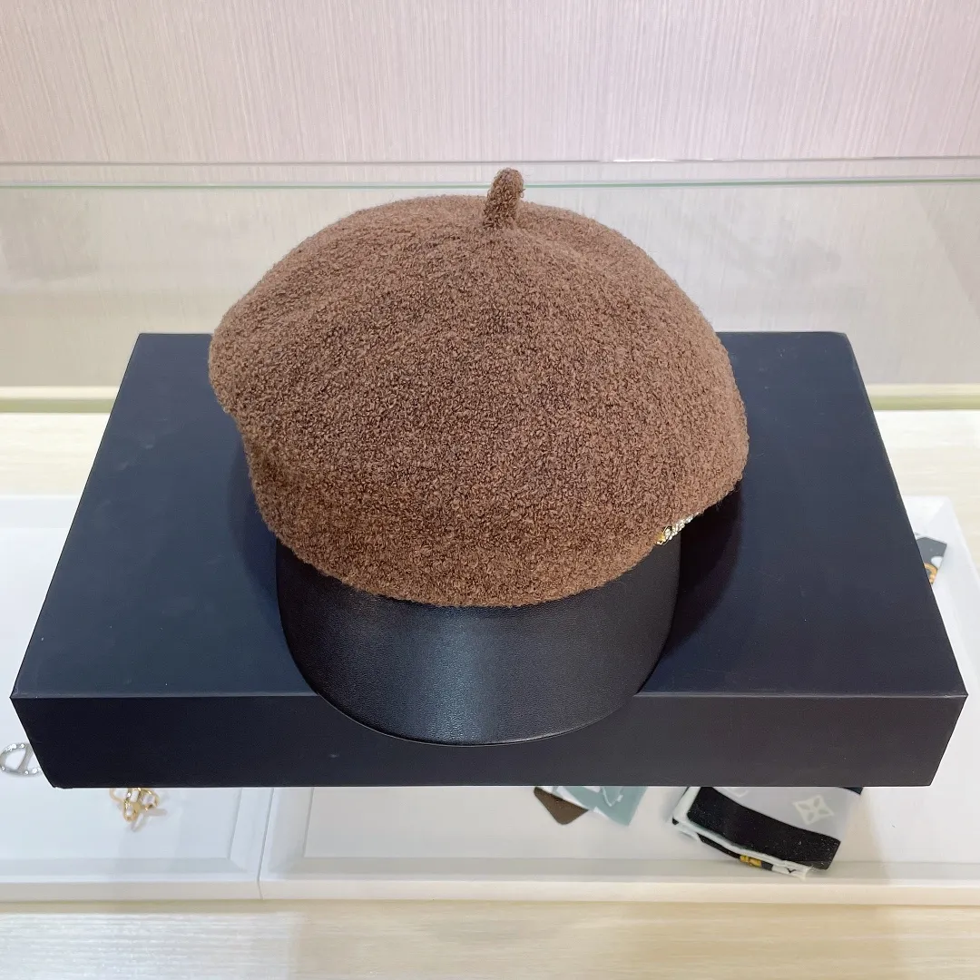 🉐60🔥 Chanel's new autumn and winter custom-made military cap, contrasting fabrics, niche yet high-end! The latest style of Xiaoxiangfeng, a must-have for celebrities