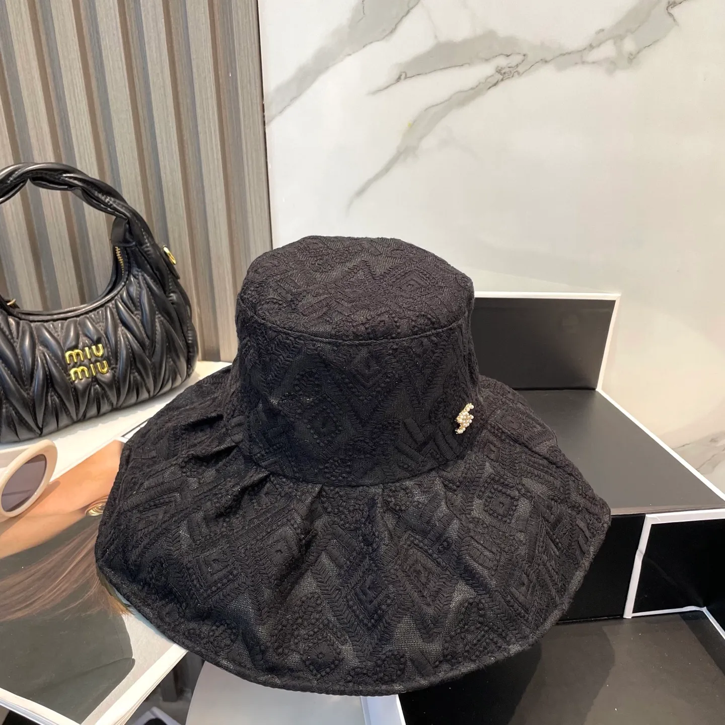P80 Chanel Chanel large brim sun protection fisherman hat, summer UV protection seaside vacation beach sun hat sun protection sun hat simple internet celebrity style, head circumference 57cm