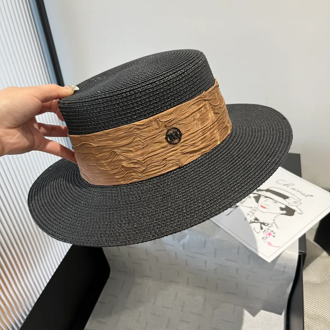 💰110¥ Chanel's new double M flat hat, sunshade hat, head circumference 57cm
