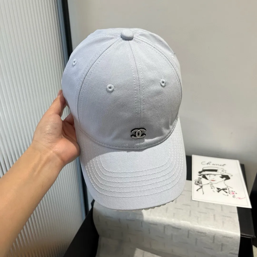 💰80¥ Chanel new peaked cap