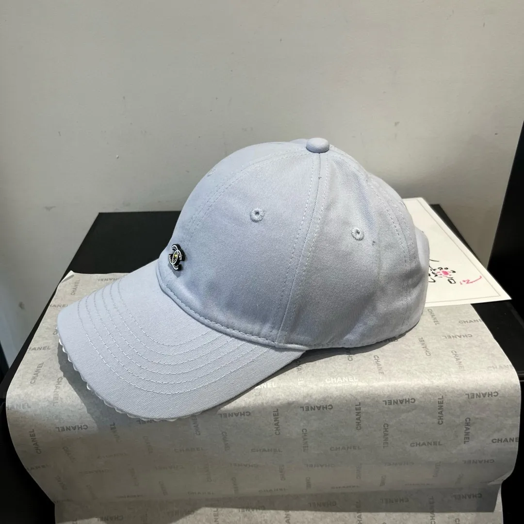 💰80¥ Chanel new peaked cap