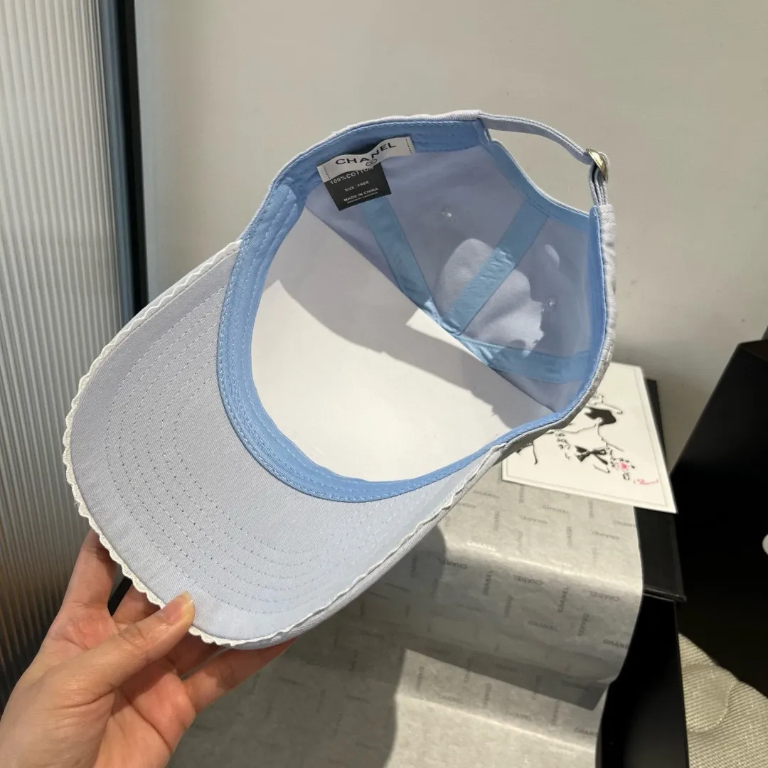 💰80¥ Chanel new peaked cap