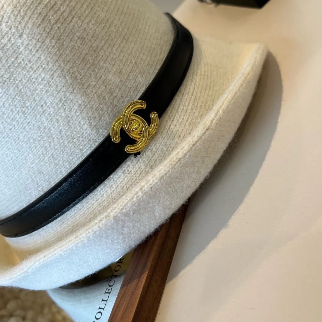 💰160¥ Chanel's new wool curled basin hat, irregular cut design, head circumference 57cm