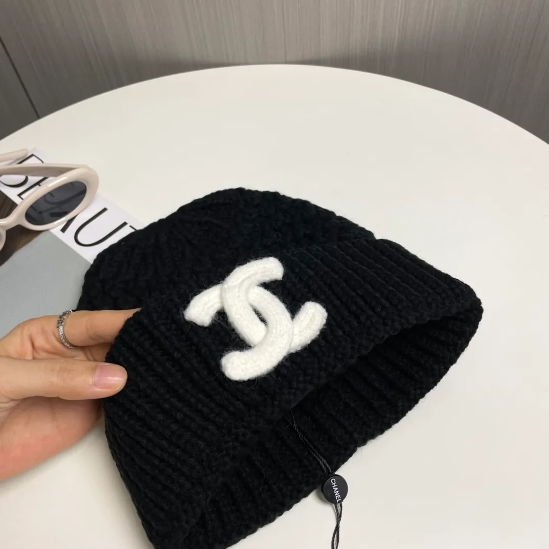 P70 [Chanel CHANEL] official website classic model, 70% wool, 30% rabbit fur knitted hat! Xiaohongshu, recommended by major internet celebrities! Thicker and warmer, fashionable and popular🌸First-class texture, the best brand for keeping warm in autumn and winter, order now, limited quantity available