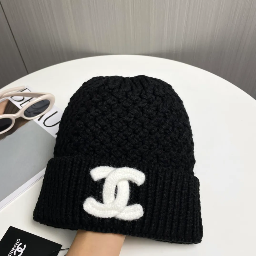 P70 [Chanel CHANEL] official website classic model, 70% wool, 30% rabbit fur knitted hat! Xiaohongshu, recommended by major internet celebrities! Thicker and warmer, fashionable and popular🌸First-class texture, the best brand for keeping warm in autumn and winter, order now, limited quantity available