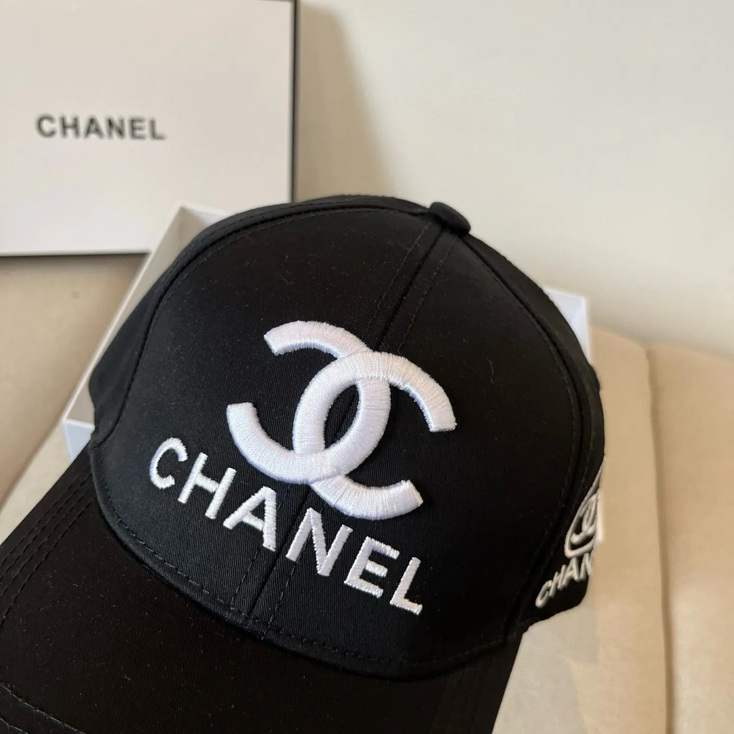 P60 CHANEL new baseball cap, Xiaoxiang classic and simple, fashionable and casual design, popular new product