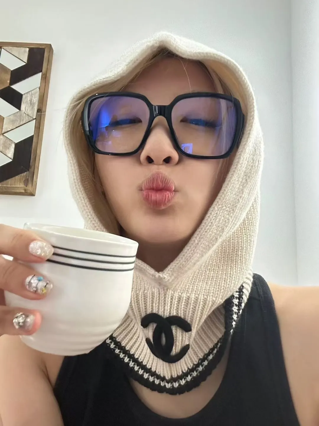 💰70¥ Chanel pullover woolen hat, dual-purpose hat and scarf, very cost-effective