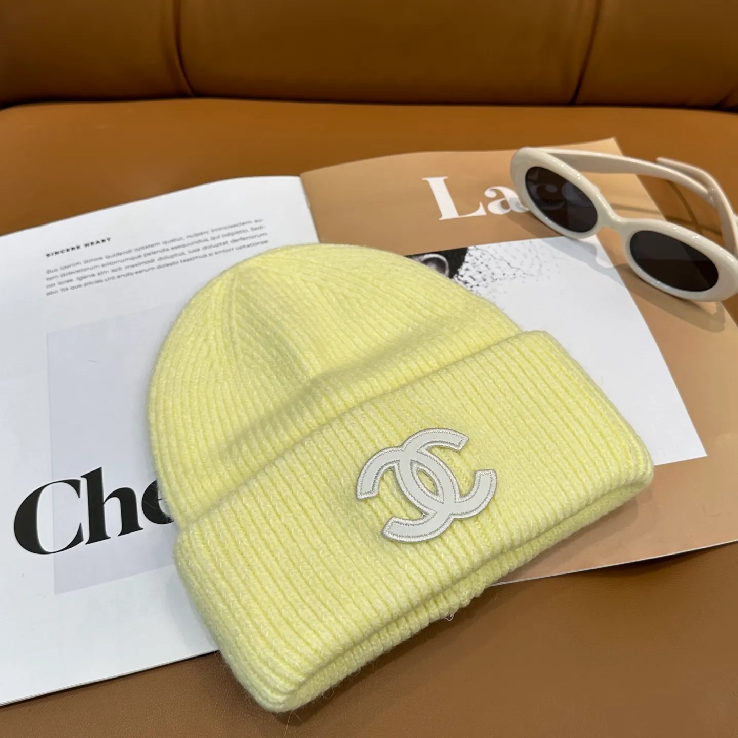 P60 CHANEL small and popular knitted hat! Xiaohongshu’s new product is released, it’s so 🉑️, high-elastic fabric, classic colors, same style for men and women.