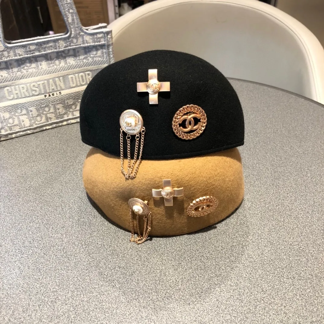 P180 Chanel CHANEI Internet celebrity same style autumn and winter 100% wool beret versatile peaked cap casual British painter hat warm and progressive hat goddess must-have