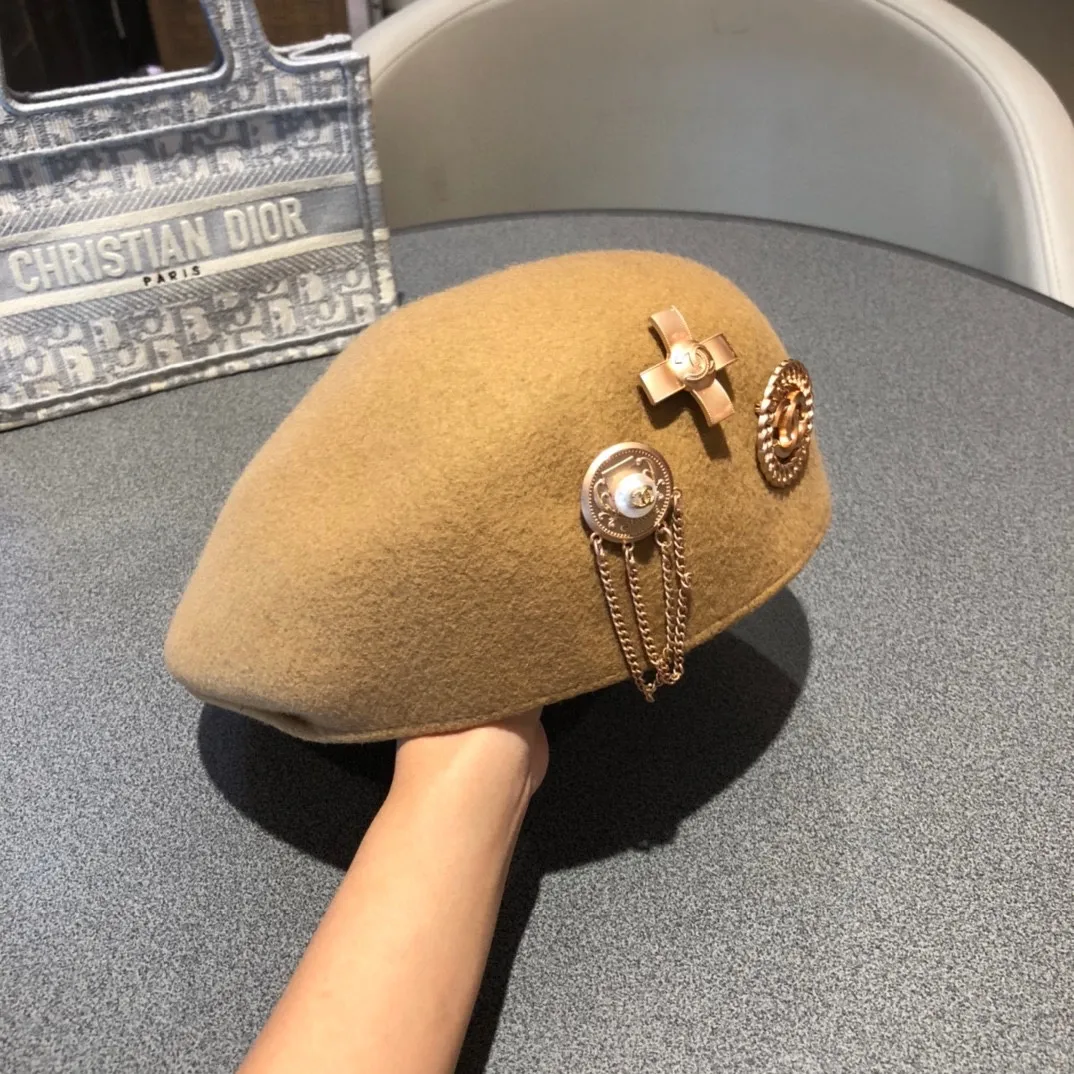 P180 Chanel CHANEI Internet celebrity same style autumn and winter 100% wool beret versatile peaked cap casual British painter hat warm and progressive hat goddess must-have